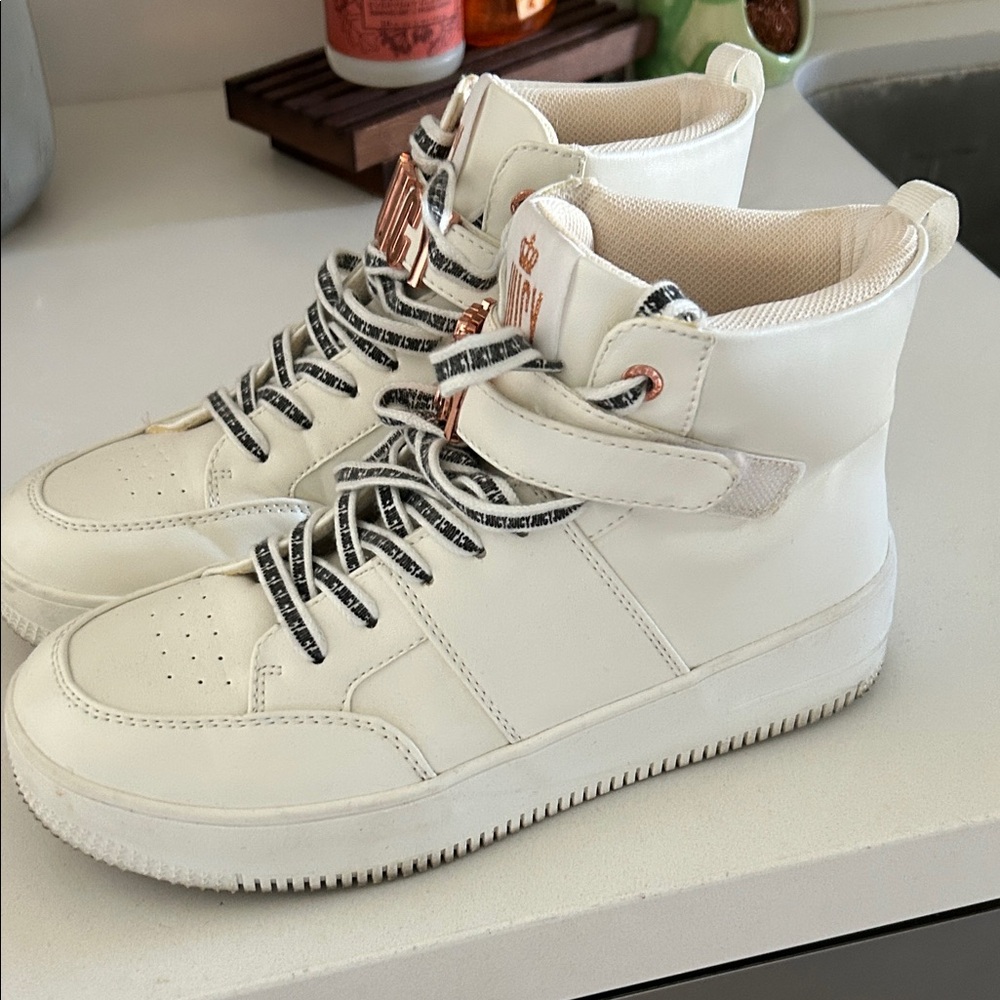 Juicy Couture Cream High-Top Sneakers with Black Laces - Picture 2 of 5